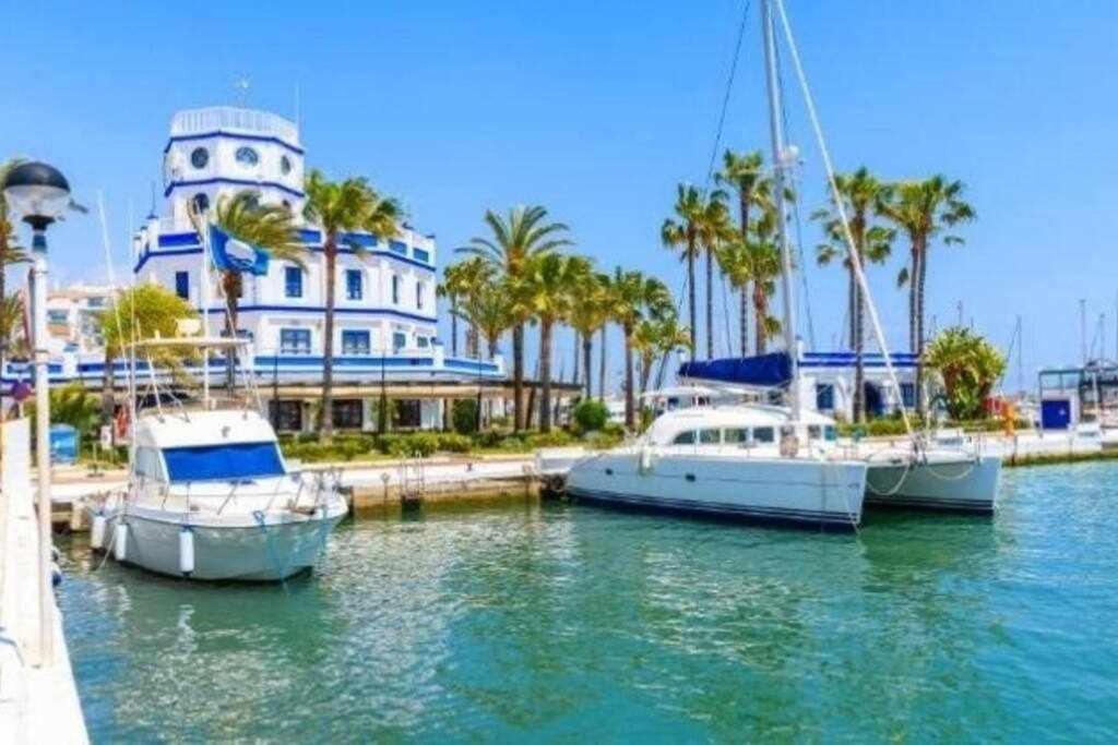 XV Apartamentos Morales & Arnal Εστεπόνα Εξωτερικό φωτογραφία