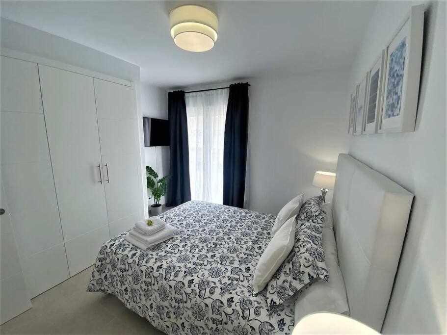 XV Apartamentos Morales & Arnal Εστεπόνα Εξωτερικό φωτογραφία