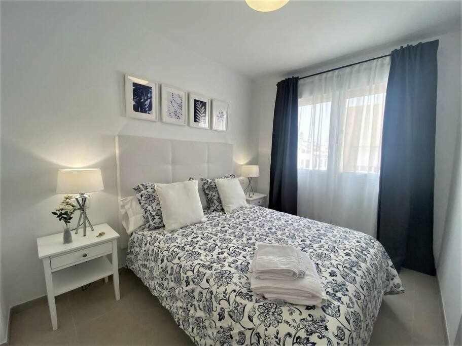 XV Apartamentos Morales & Arnal Εστεπόνα Εξωτερικό φωτογραφία